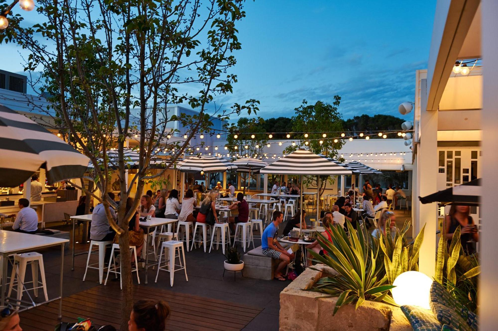 Cottesloe Beach Hotel Perth Eksteriør bilde